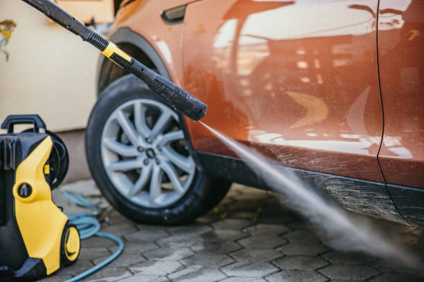 Garage Pressure Washing in West Wood, UT